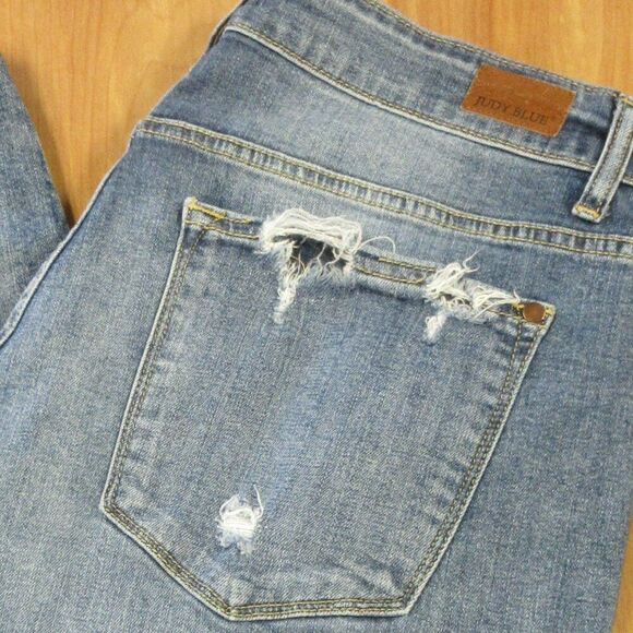 JUDY BLUE Boyfriend Fit Distressed Jeans JB82862MD Sz 14W Ripped Destroyed Denim - Picture 1 of 16